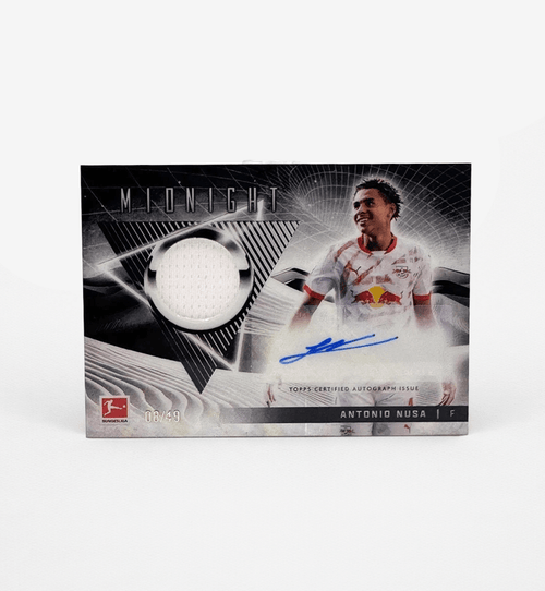 Antonio Nusa – On - Card Autogramm & Jersey Patch 08/49 limitiert Topps Midnight - Ones